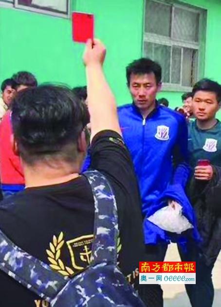 本赛季至今，贡萨洛-拉莫斯各项赛事代表大巴黎出战了17场，打进3球并有1次助攻。